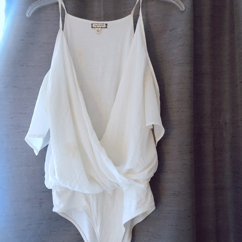 Eyeshadow Surplice Bodysuit in White